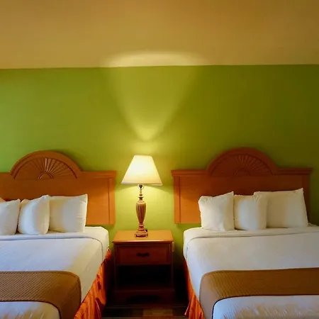Texan Inn Carrizo Springs